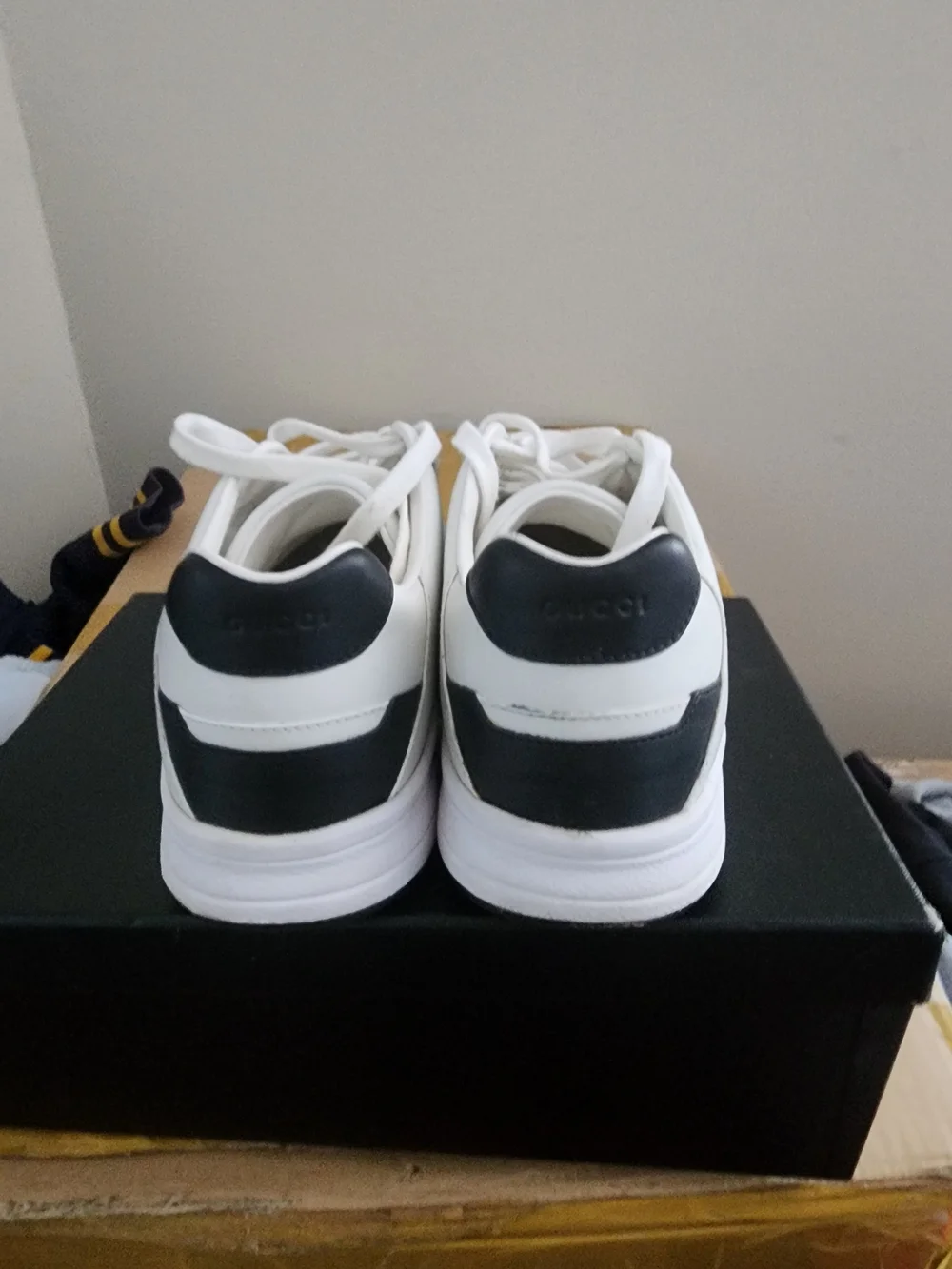 Gucci White and Black Leather Logo Sneakers